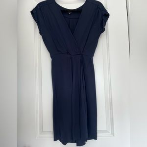 Very gently used silk babaton dress in navy blue